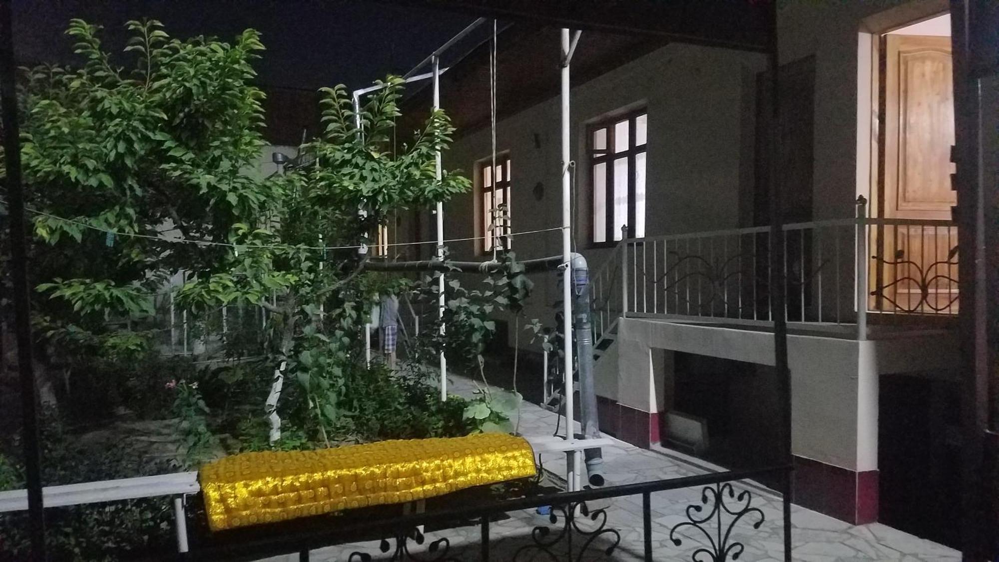 Hotel Optimist Samarkand Esterno foto