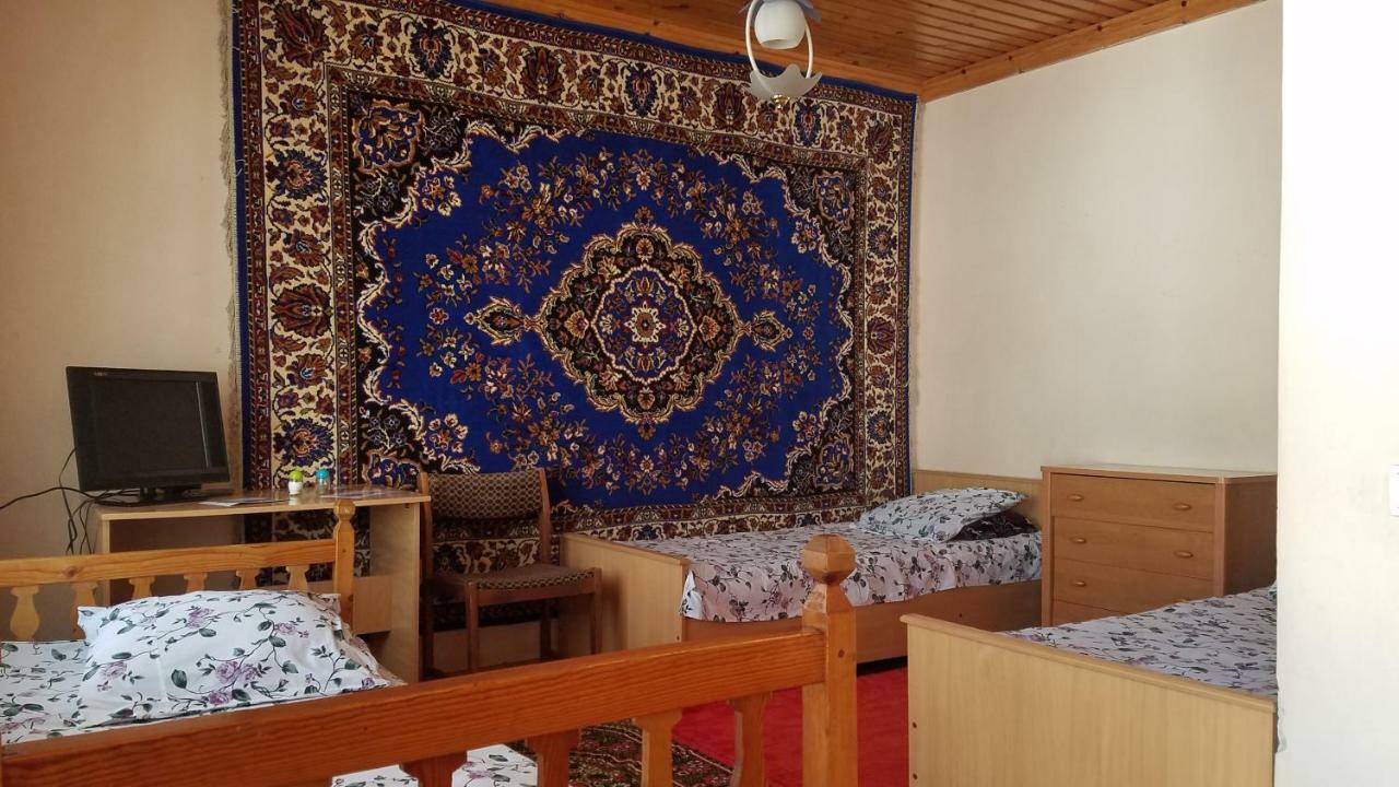 Hotel Optimist Samarkand Esterno foto