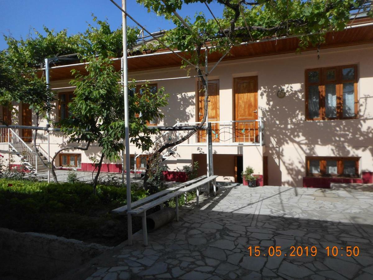 Hotel Optimist Samarkand Esterno foto